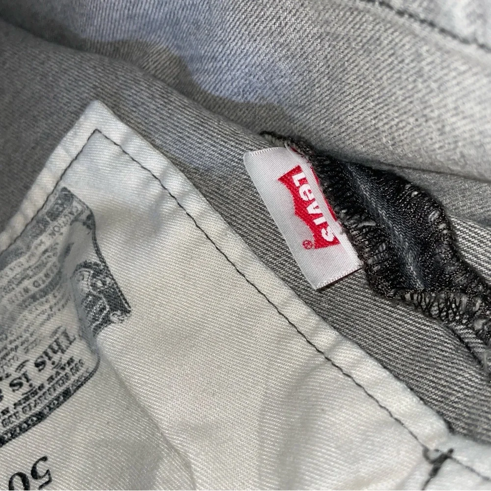 Levi's Gray‎ Straight-Leg Men's Jeans - 501 Style -44/32